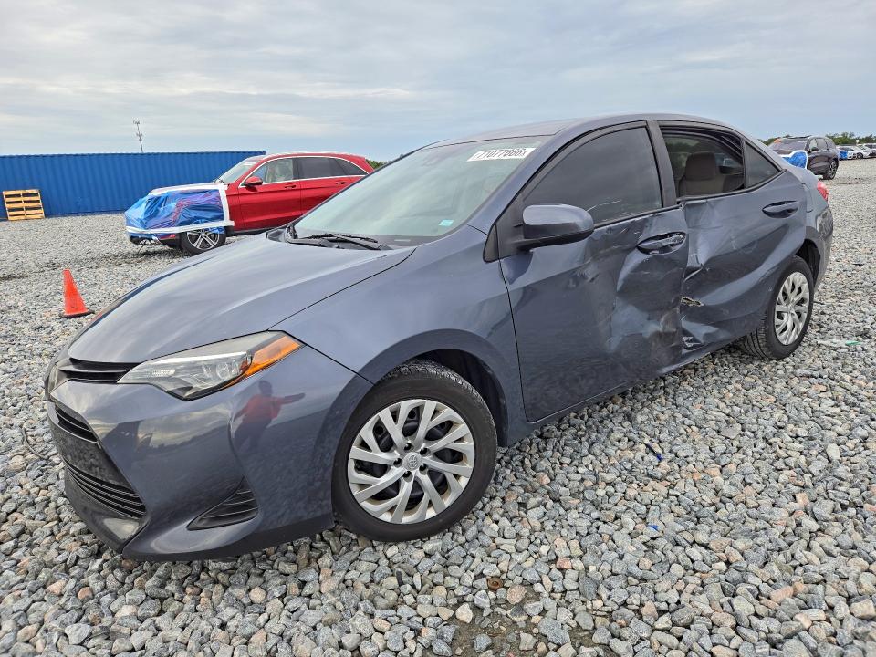71077666 :رقم المزاد ، 5YFBURHE4KP941865 vin ، 2019 Toyota Corolla مزاد بيع