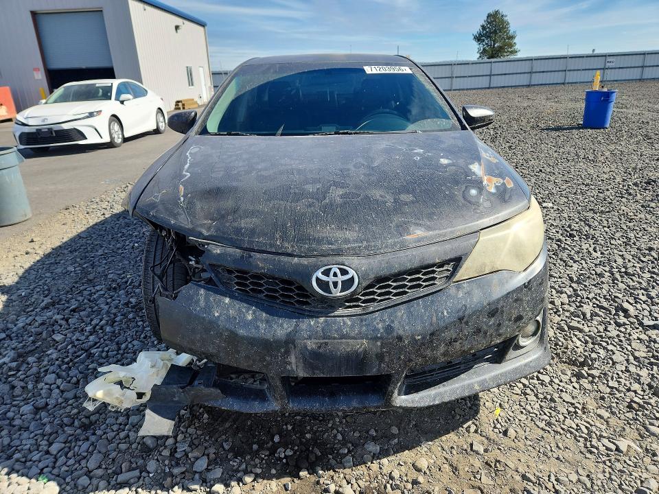 2013 Toyota Camry მანქანა იყიდება აუქციონზე, vin: 4T1BF1FK6DU648992, აუქციონის ნომერი: 71203956