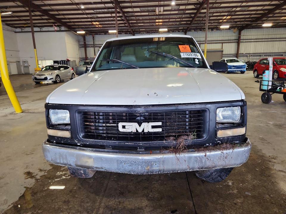 71928186 :رقم المزاد ، 1GTGC29R3WE520806 vin ، 1998 Gmc Sierra مزاد بيع