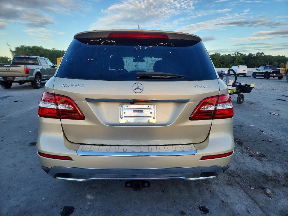 2013 Mercedes-benz Ml მანქანა იყიდება აუქციონზე, vin: 4JGDA5JB4DA246735, აუქციონის ნომერი: 71261946
