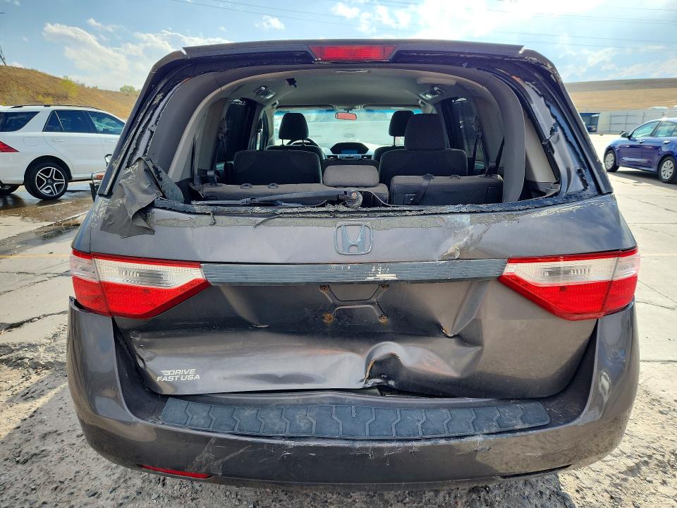 71973536 :رقم المزاد ، 5FNRL5H43BB045389 vin ، 2011 Honda Odyssey مزاد بيع