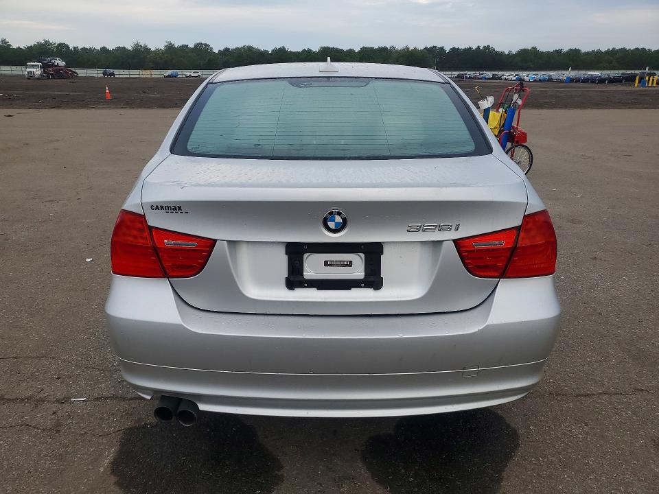 Продаж на аукціоні авто 2011 Bmw 328, vin: WBAPH7C59BE850638, номер лоту: 70269196