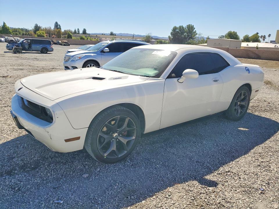 71619186 :رقم المزاد ، 2B3CJ5DT4AH174521 vin ، 2010 Dodge Challenger مزاد بيع