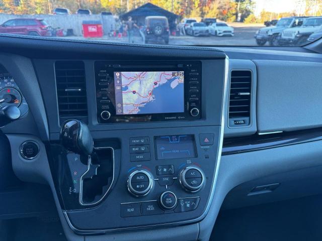 Продаж на аукціоні авто 2019 Toyota Sienna, vin: 5TDDZ3DCXKS227743, номер лоту: 74255376