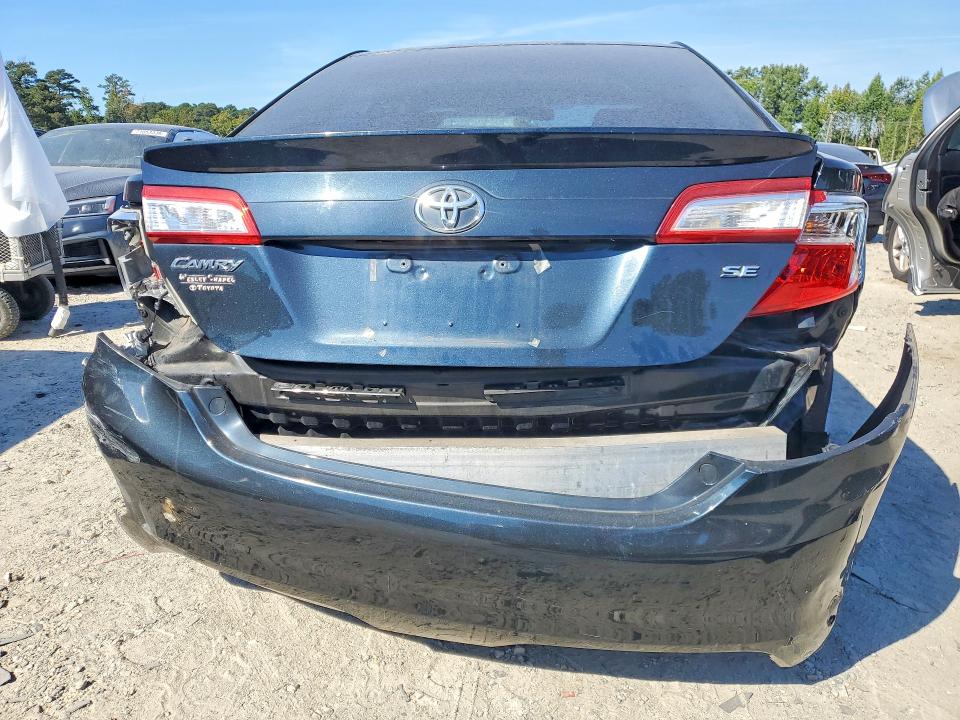 2014 Toyota Camry მანქანა იყიდება აუქციონზე, vin: 4T1BF1FK2EU345435, აუქციონის ნომერი: 71277546