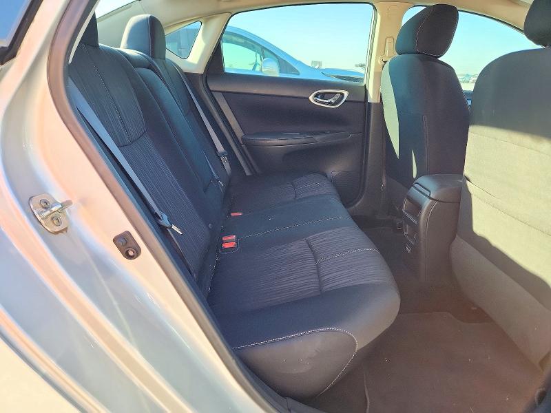 Продажа на аукционе авто 2018 Nissan Sentra, vin: 3N1AB7AP9JY300763, номер лота: 72119726