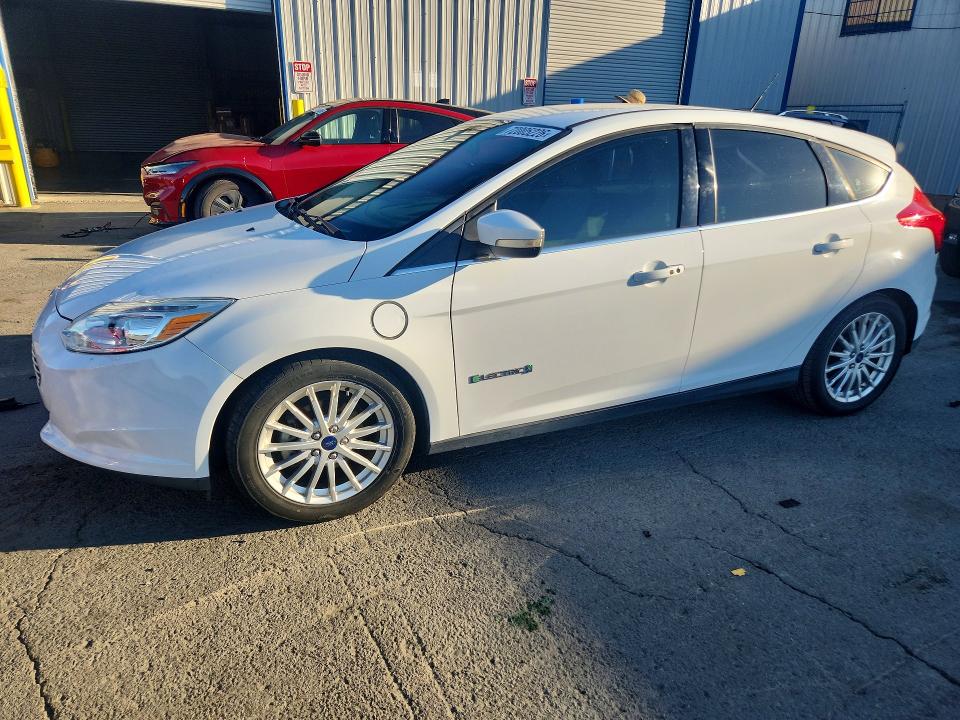 Продажа на аукционе авто 2014 Ford Focus, vin: 1FADP3R45EL300441, номер лота: 72005226