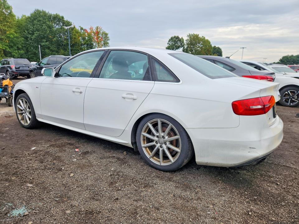 Продажа на аукционе авто 2015 Audi A4, vin: WAUBFAFL4FN032098, номер лота: 70938306