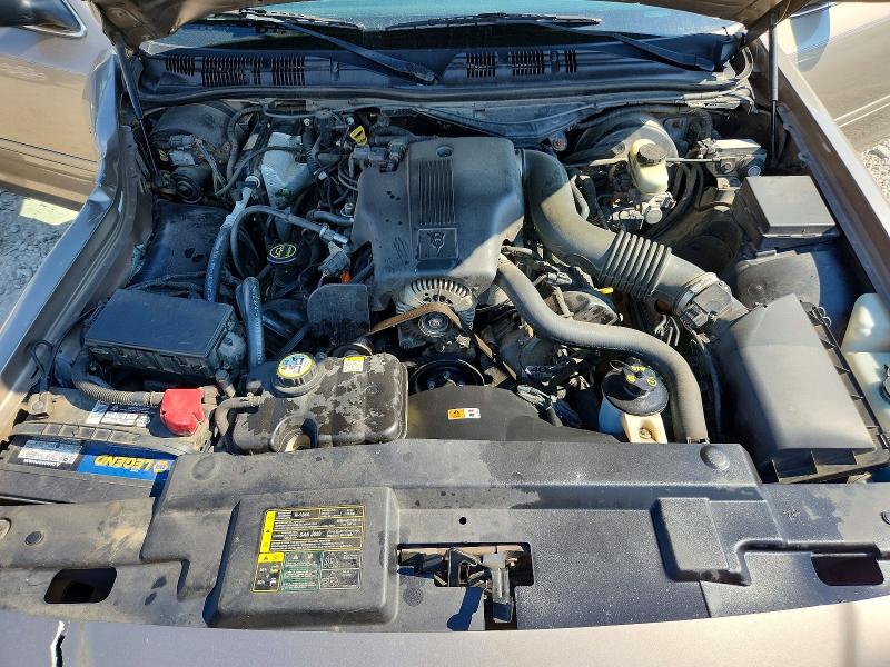 Продаж на аукціоні авто 2004 Ford Crown Victoria, vin: 2FAFP74W64X115681, номер лоту: 71236896