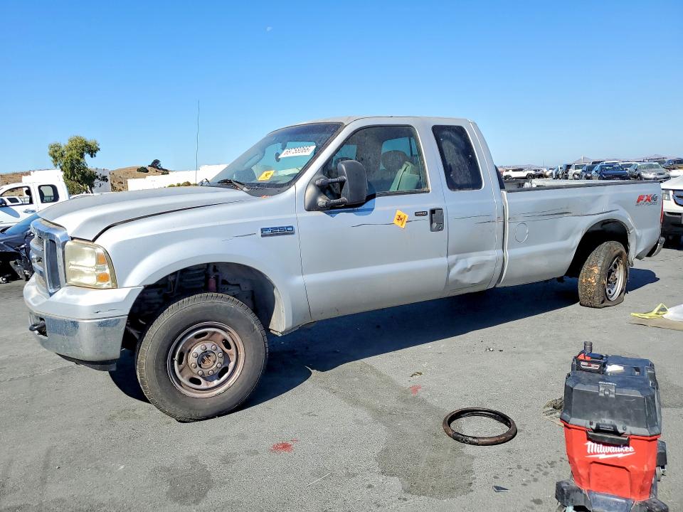 2006 Ford F250 მანქანა იყიდება აუქციონზე, vin: 1FTSX21566EA88073, აუქციონის ნომერი: 69758066