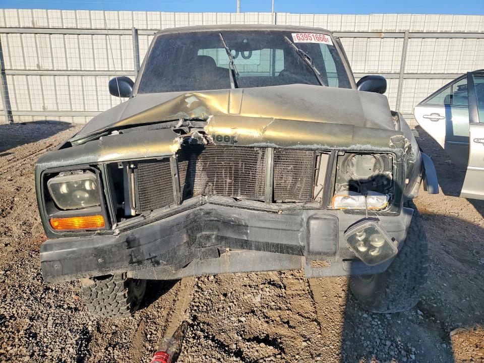 63951666 :رقم المزاد ، 1J4FT28S0VL547370 vin ، 1997 Jeep Cherokee مزاد بيع