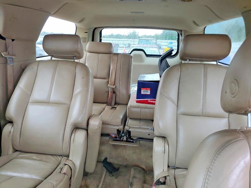 2007 Gmc Yukon Xl მანქანა იყიდება აუქციონზე, vin: 1GKFK66817J327715, აუქციონის ნომერი: 71063606