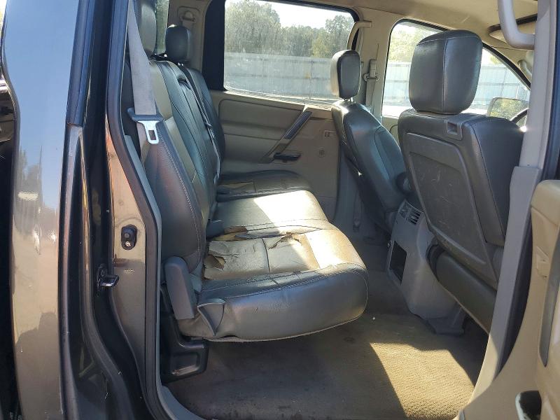 71207246 :رقم المزاد ، 1N6AA07B74N532537 vin ، 2004 Nissan Titan مزاد بيع