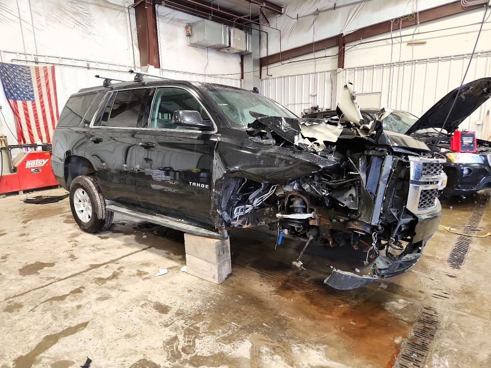 72564236 :رقم المزاد ، 1GNSKBKC8FR634920 vin ، 2015 Chevrolet Tahoe مزاد بيع