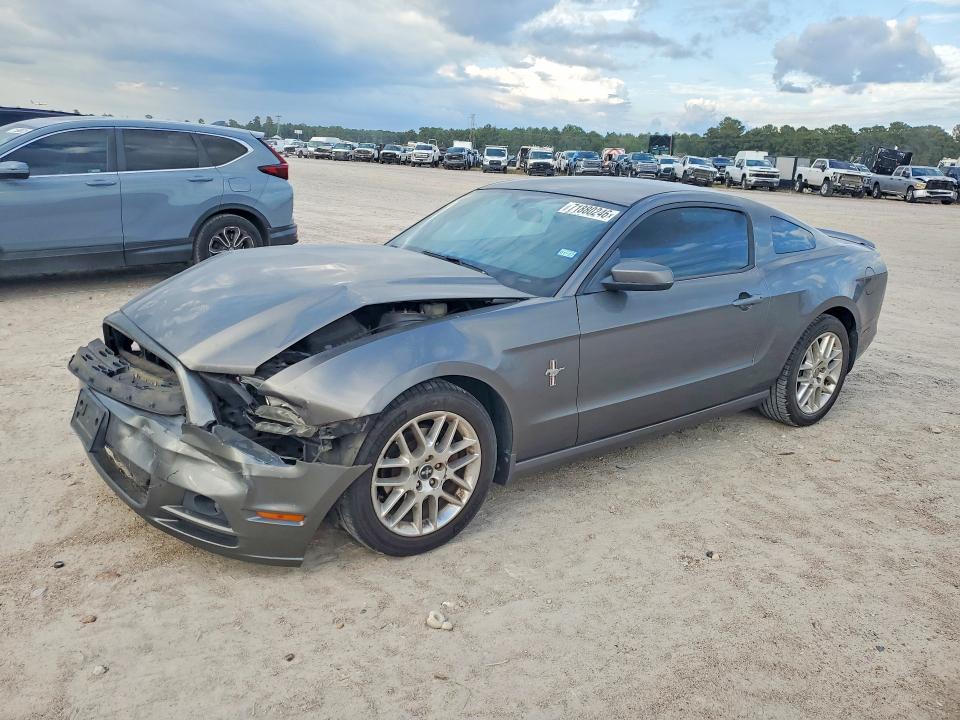 Продаж на аукціоні авто 2014 Ford Mustang, vin: 1ZVBP8AM8E5217145, номер лоту: 71880246