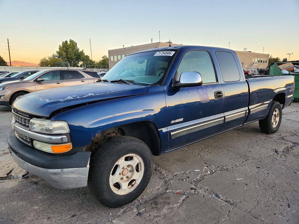 71754506 :رقم المزاد ، 1GCEK19T12E170151 vin ، 2002 Chevrolet Silverado مزاد بيع