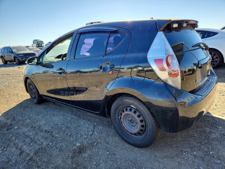 72017996 :رقم المزاد ، JTDKDTB32E1084460 vin ، 2014 Toyota Prius C مزاد بيع
