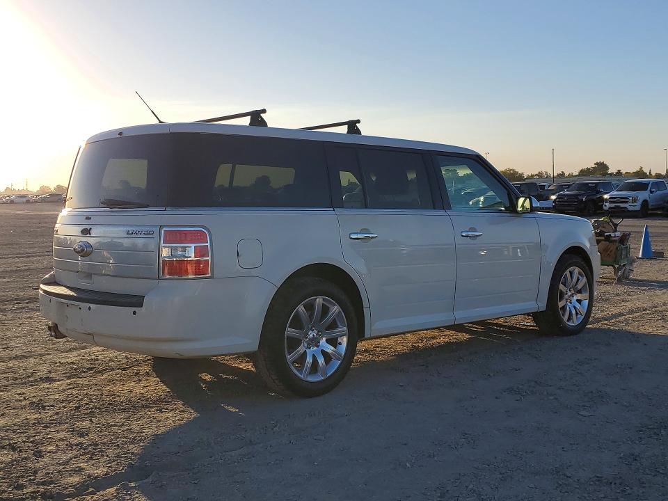 71084646 :رقم المزاد ، 2FMGK5DC7BBD26000 vin ، 2011 Ford Flex مزاد بيع