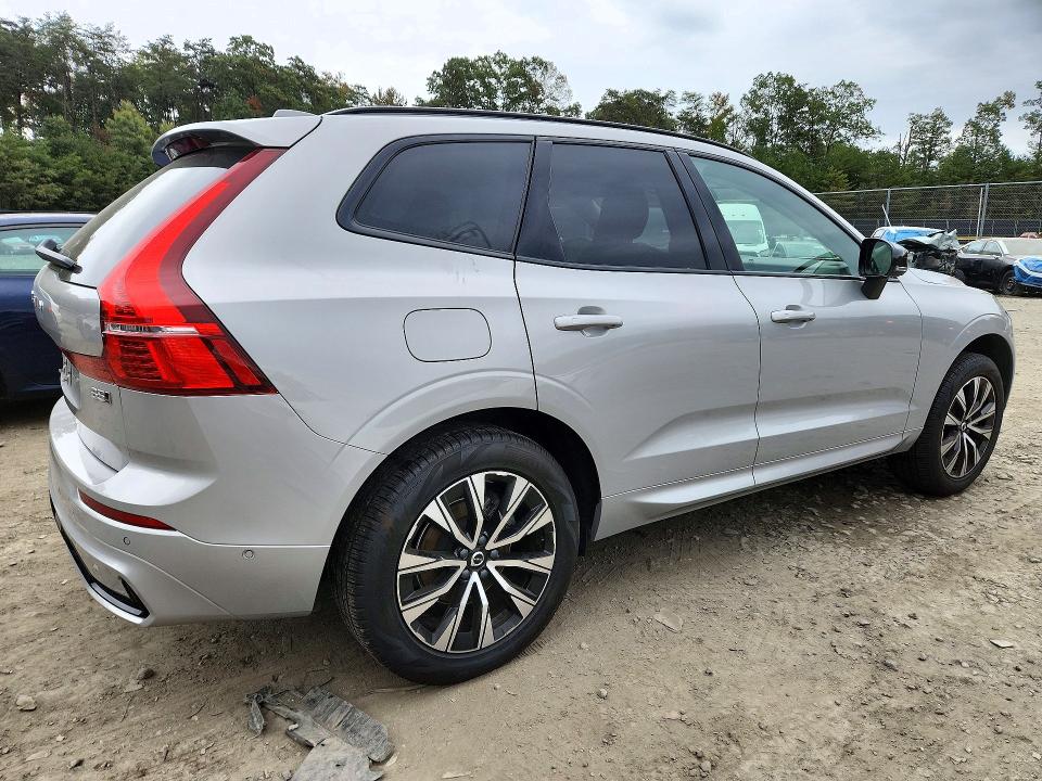 72928336 :رقم المزاد ، YV4M12RC9S1183089 vin ، 2025 Volvo Xc60 مزاد بيع