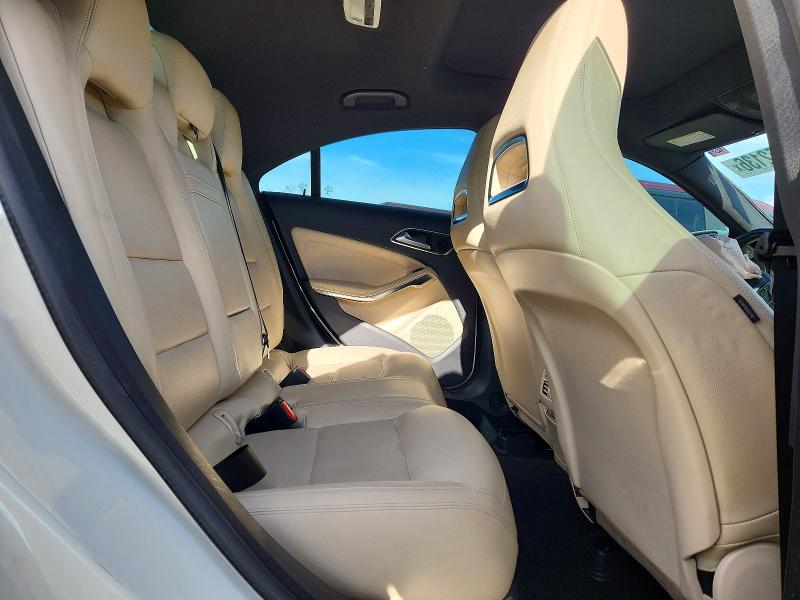 2014 Mercedes-benz Cla მანქანა იყიდება აუქციონზე, vin: WDDSJ4GB3EN103157, აუქციონის ნომერი: 72552136