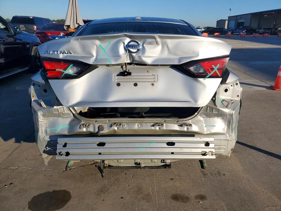 Auction sale of the 2019 Nissan Altima, vin: 1N4BL4BV5KC242757, lot number: 71494296