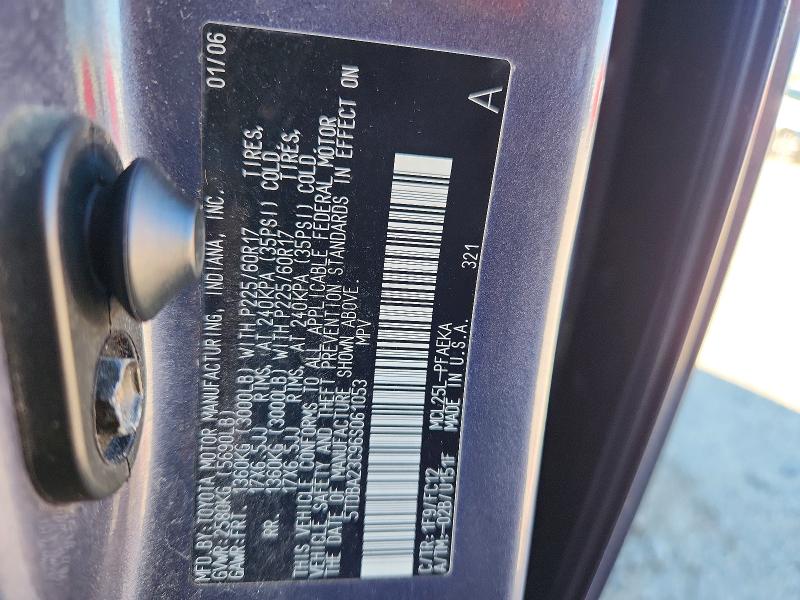 Продажа на аукционе авто 2006 Toyota Sienna, vin: 5TDBA23C96S061053, номер лота: 71617156