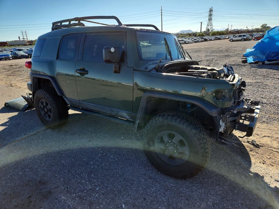 2011 Toyota Fj Cruiser მანქანა იყიდება აუქციონზე, vin: JTEBU4BF3BK115331, აუქციონის ნომერი: 72955926