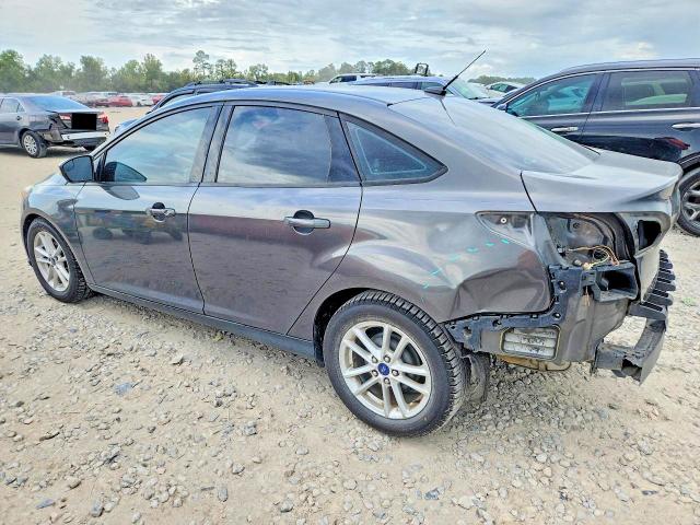 70367526 :رقم المزاد ، 1FADP3F29FL340686 vin ، 2015 Ford Focus مزاد بيع