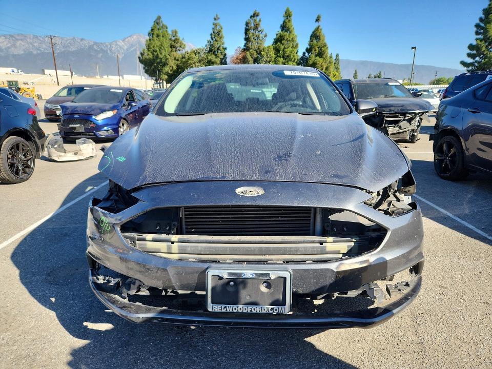 70707416 :رقم المزاد ، 3FA6P0H73HR119945 vin ، 2017 Ford Fusion مزاد بيع