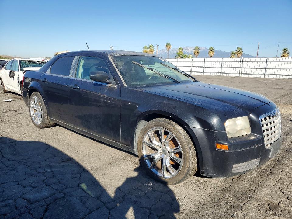 Продажа на аукционе авто 2008 Chrysler 300, vin: 2C3KA43R18H126192, номер лота: 71512256