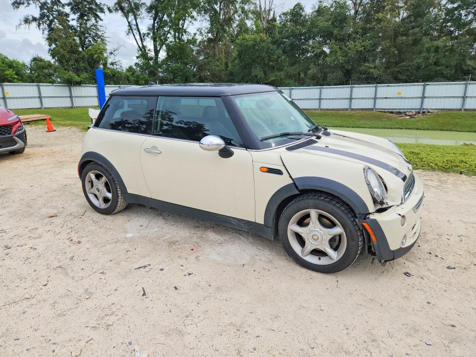 2005 Mini Cooper მანქანა იყიდება აუქციონზე, vin: WMWRC33425TC56323, აუქციონის ნომერი: 71246986
