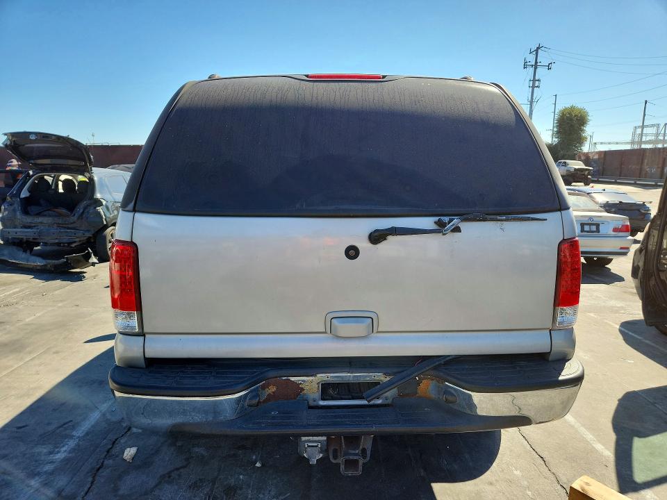 71002946 :رقم المزاد ، 1GNEC13T74R273910 vin ، 2004 Chevrolet Tahoe مزاد بيع