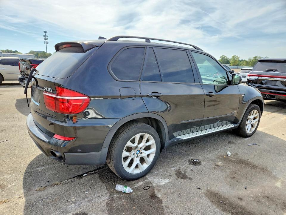 Продажа на аукционе авто 2011 Bmw X5, vin: 5UXZV4C59BL415633, номер лота: 71492206