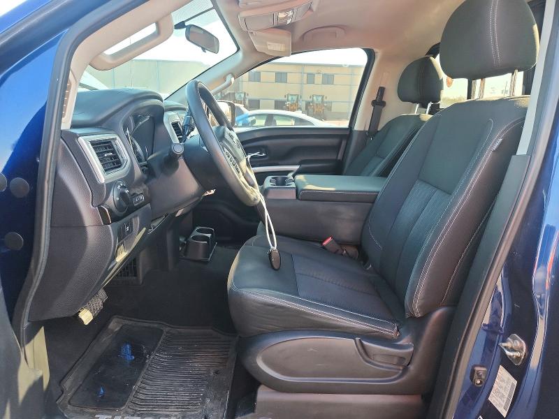 71056566 :رقم المزاد ، 1N6AA1R7XHN526980 vin ، 2017 Nissan Titan مزاد بيع