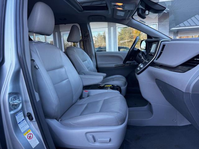 Продаж на аукціоні авто 2019 Toyota Sienna, vin: 5TDDZ3DCXKS227743, номер лоту: 74255376