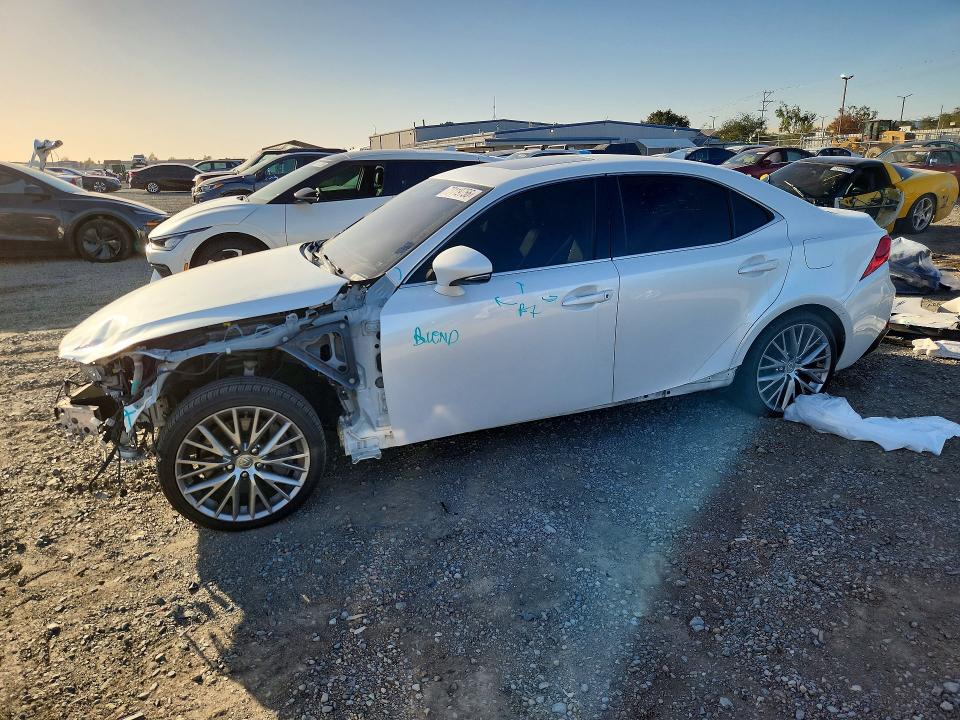 Продажа на аукционе авто 2016 Lexus Is, vin: JTHBA1D2XG5017276, номер лота: 73119756
