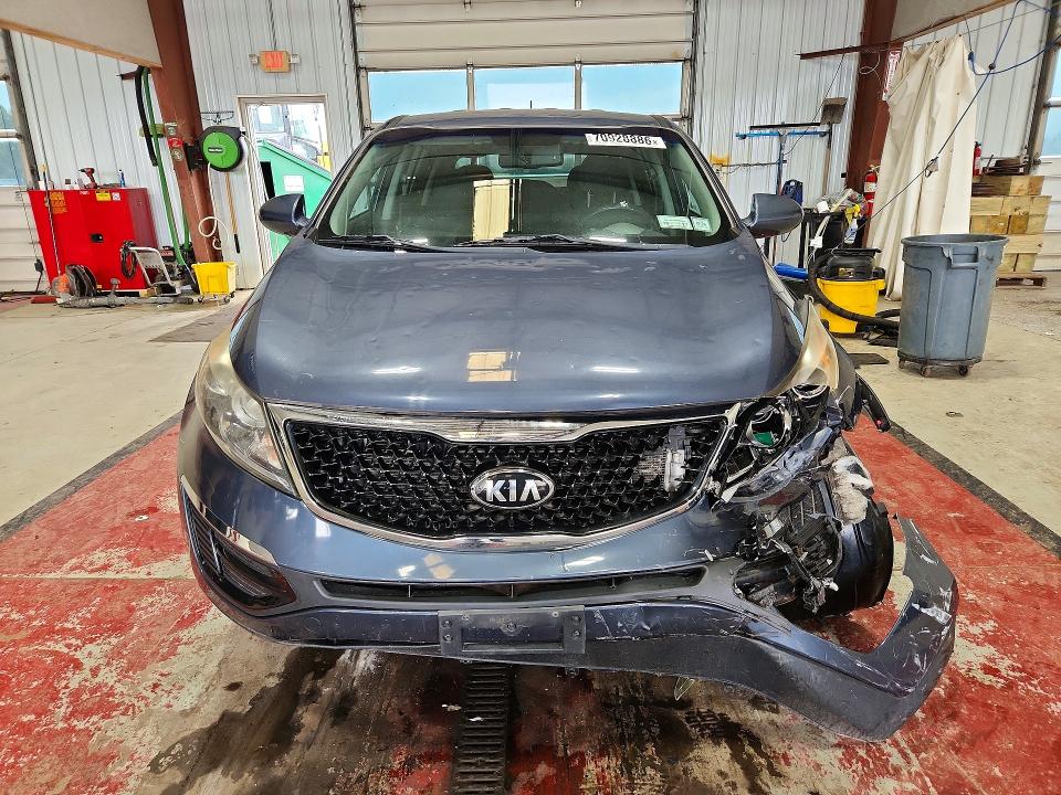 2015 Kia Sportage მანქანა იყიდება აუქციონზე, vin: KNDPBCAC2F7780828, აუქციონის ნომერი: 70928886