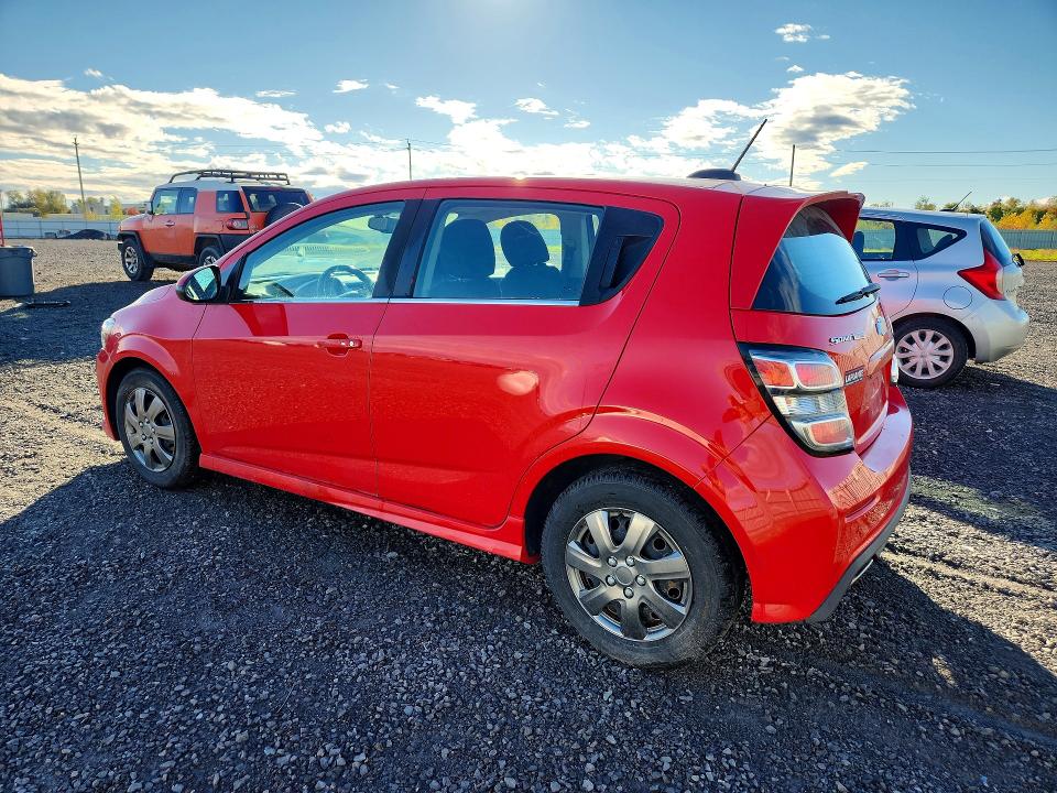 72499106 :رقم المزاد ، 1G1JD6SB1H4163179 vin ، 2017 Chevrolet Sonic مزاد بيع