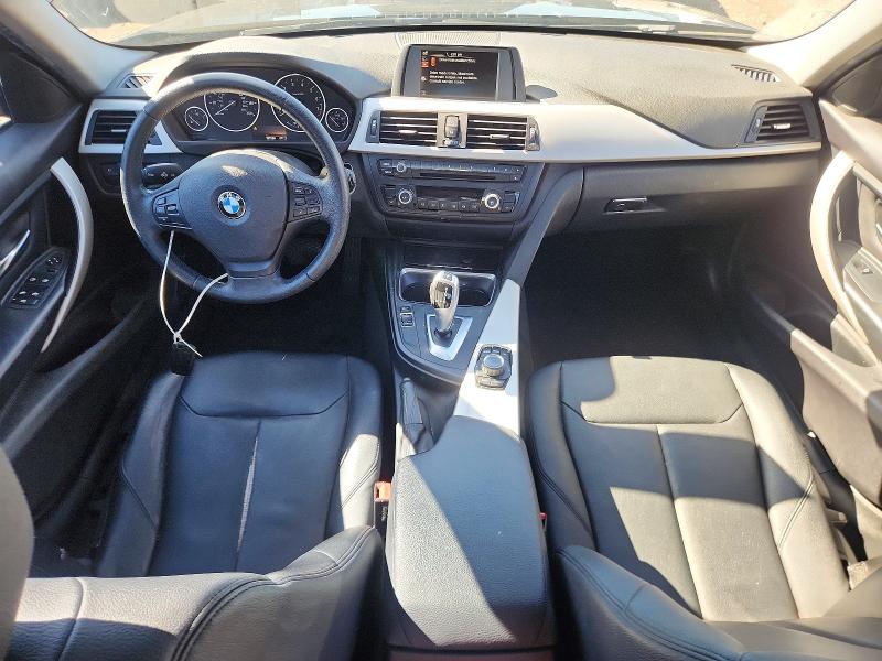 2015 Bmw 320 მანქანა იყიდება აუქციონზე, vin: WBA3B1C55FK139944, აუქციონის ნომერი: 71209056
