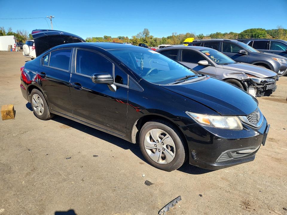 Продажа на аукционе авто 2015 Honda Civic, vin: 19XFB2F59FE260500, номер лота: 71180176
