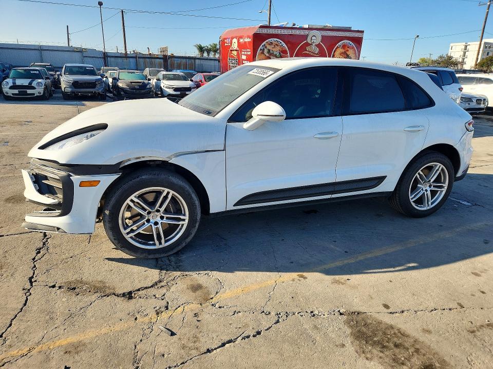 Продаж на аукціоні авто 2024 Porsche Macan, vin: WP1AA2A53RLB04497, номер лоту: 72538566