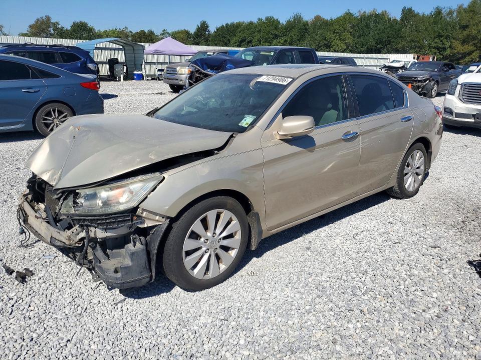 71294986 :رقم المزاد ، 1HGCR2F70DA208013 vin ، 2013 Honda Accord مزاد بيع