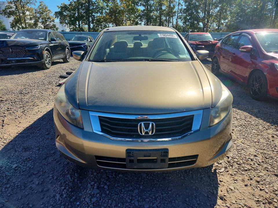 Продажа на аукционе авто 2009 Honda Accord, vin: 1HGCP264X9A071813, номер лота: 72743686