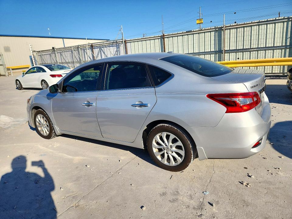 Продажа на аукционе авто 2018 Nissan Sentra, vin: 3N1AB7AP9JY300763, номер лота: 72119726