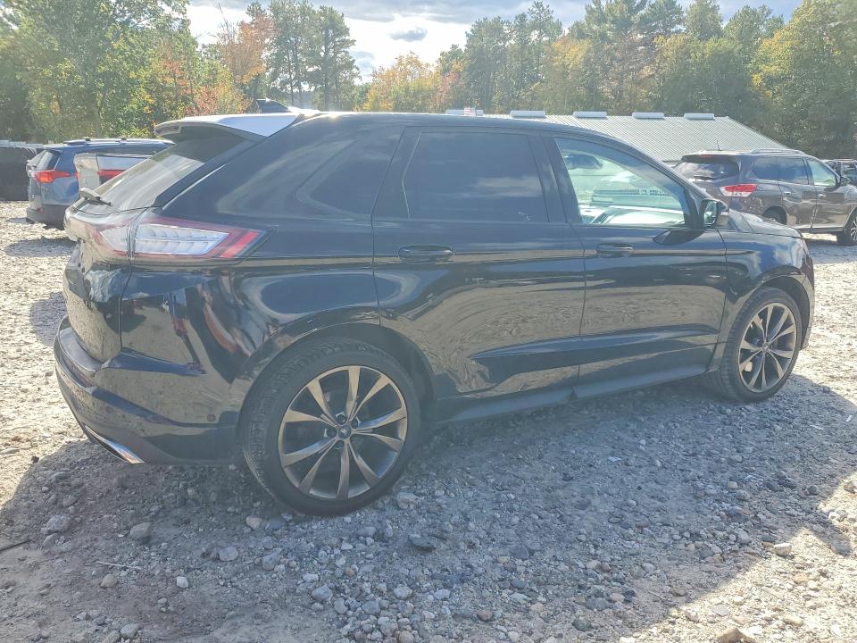 71157576 :رقم المزاد ، 2FMPK4AP5HBB71165 vin ، 2017 Ford Edge مزاد بيع