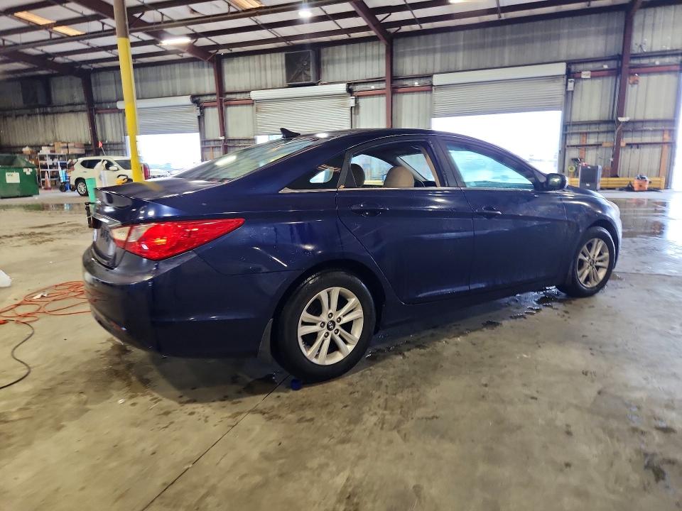 71646066 :رقم المزاد ، 5NPEB4AC5BH172045 vin ، 2011 Hyundai Sonata مزاد بيع