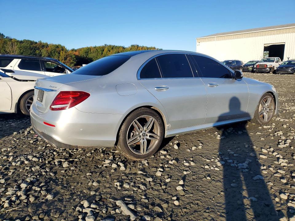 Продажа на аукционе авто 2020 Mercedes-benz E, vin: W1KZF8EB0LA829833, номер лота: 71765706