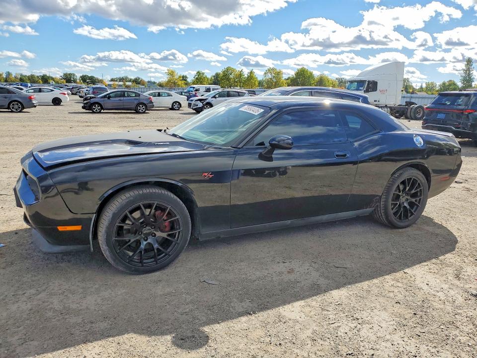 70990406 :رقم المزاد ، 2B3CJ5DT7AH121554 vin ، 2010 Dodge Challenger مزاد بيع