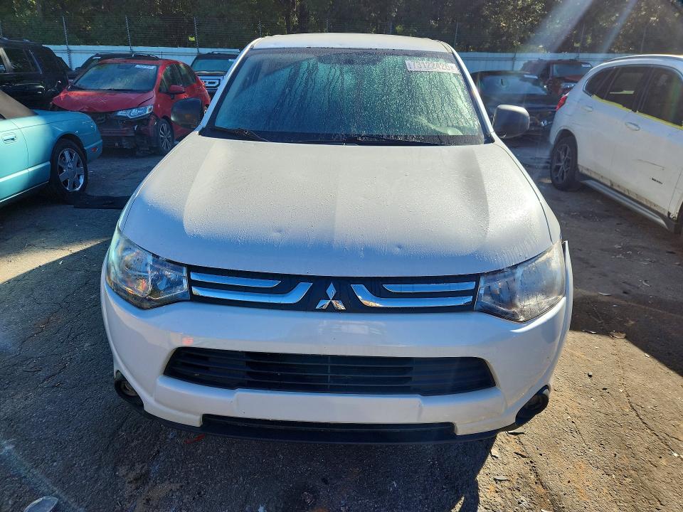 Продажа на аукционе авто 2014 Mitsubishi Outlander, vin: JA4AD2A30EZ004270, номер лота: 73122426