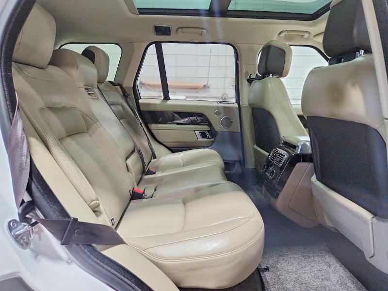 71481846 :رقم المزاد ، SALGS2SV0JA384749 vin ، 2018 Land Rover Range Rover مزاد بيع